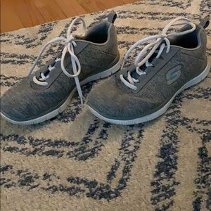 Skechers tennis shoes